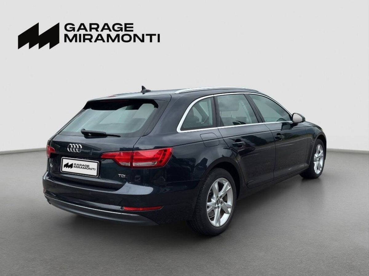 Audi A4 Avant 2.0 TDI 150 CV ultra Business Sport (6)