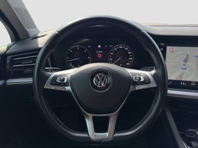 Volkswagen Touareg 3.0 V6 tdi scr R-Line Final Edition 286cv auto (10)