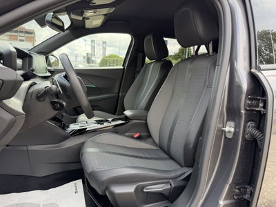 Peugeot 2008 PureTech 130 S&S EAT8 Allure Pack (14)