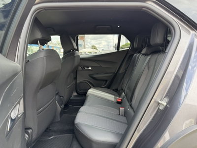 Peugeot 2008 PureTech 130 S&S EAT8 Allure Pack (6)