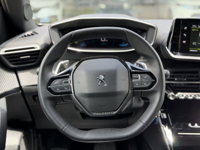 Peugeot 2008 PureTech 130 S&S EAT8 Allure Pack (8)