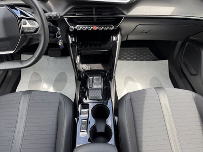 Peugeot 2008 PureTech 130 S&S EAT8 Allure Pack (9)