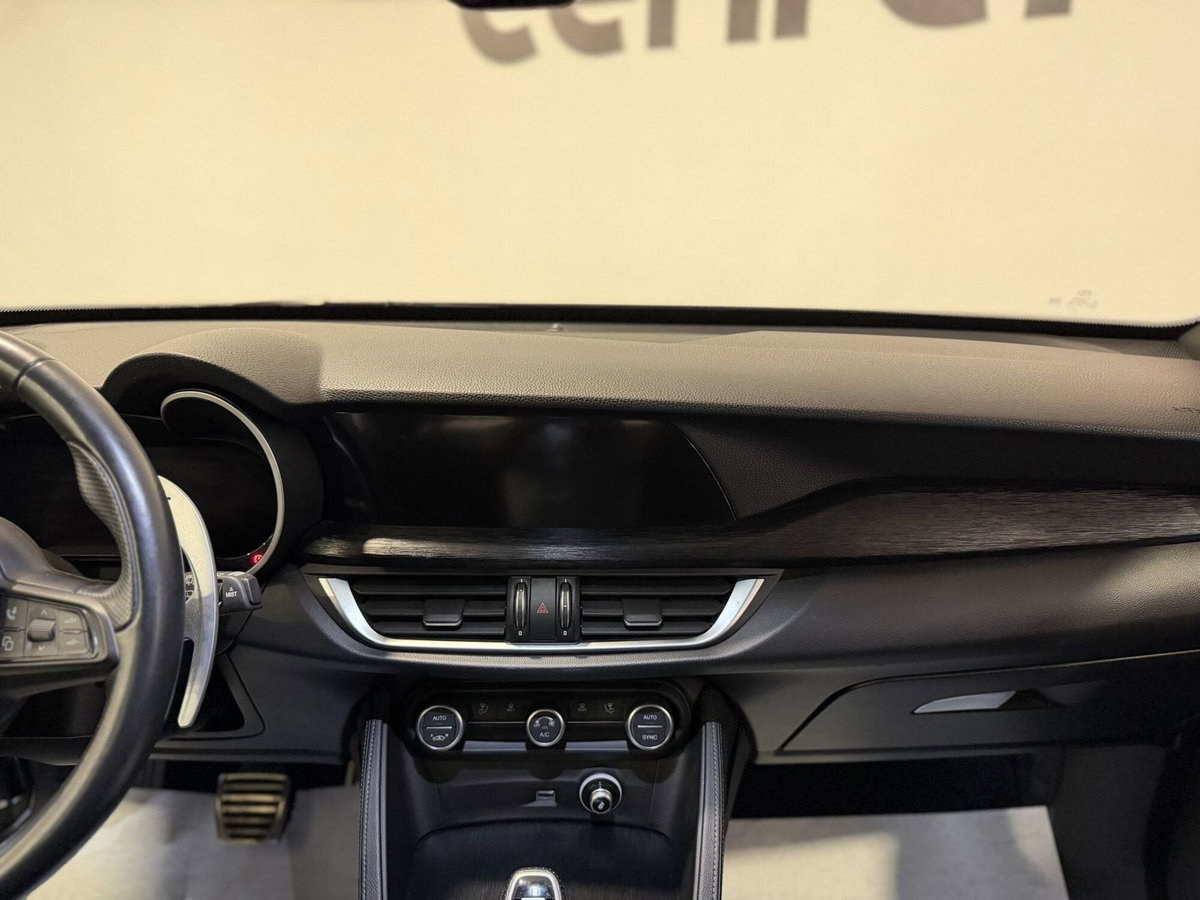 Alfa Romeo Stelvio Stelvio 2.2 Turbodiesel 160 CV AT8 RWD Sprint (11)