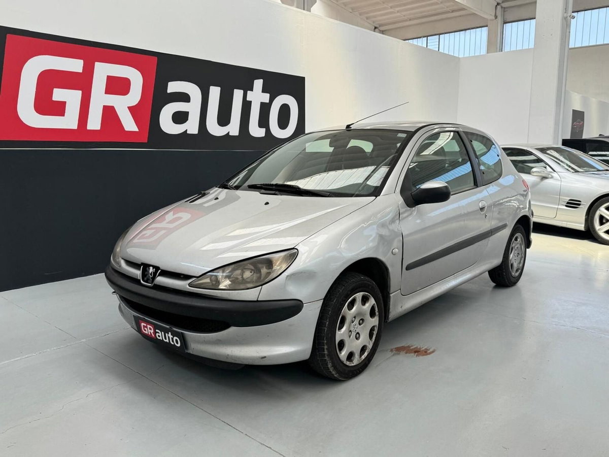 Peugeot 206 HDi 3p. XT (2)