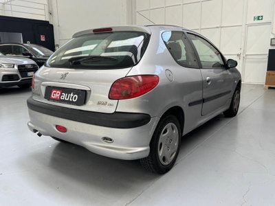 Peugeot 206 HDi 3p. XT (7)
