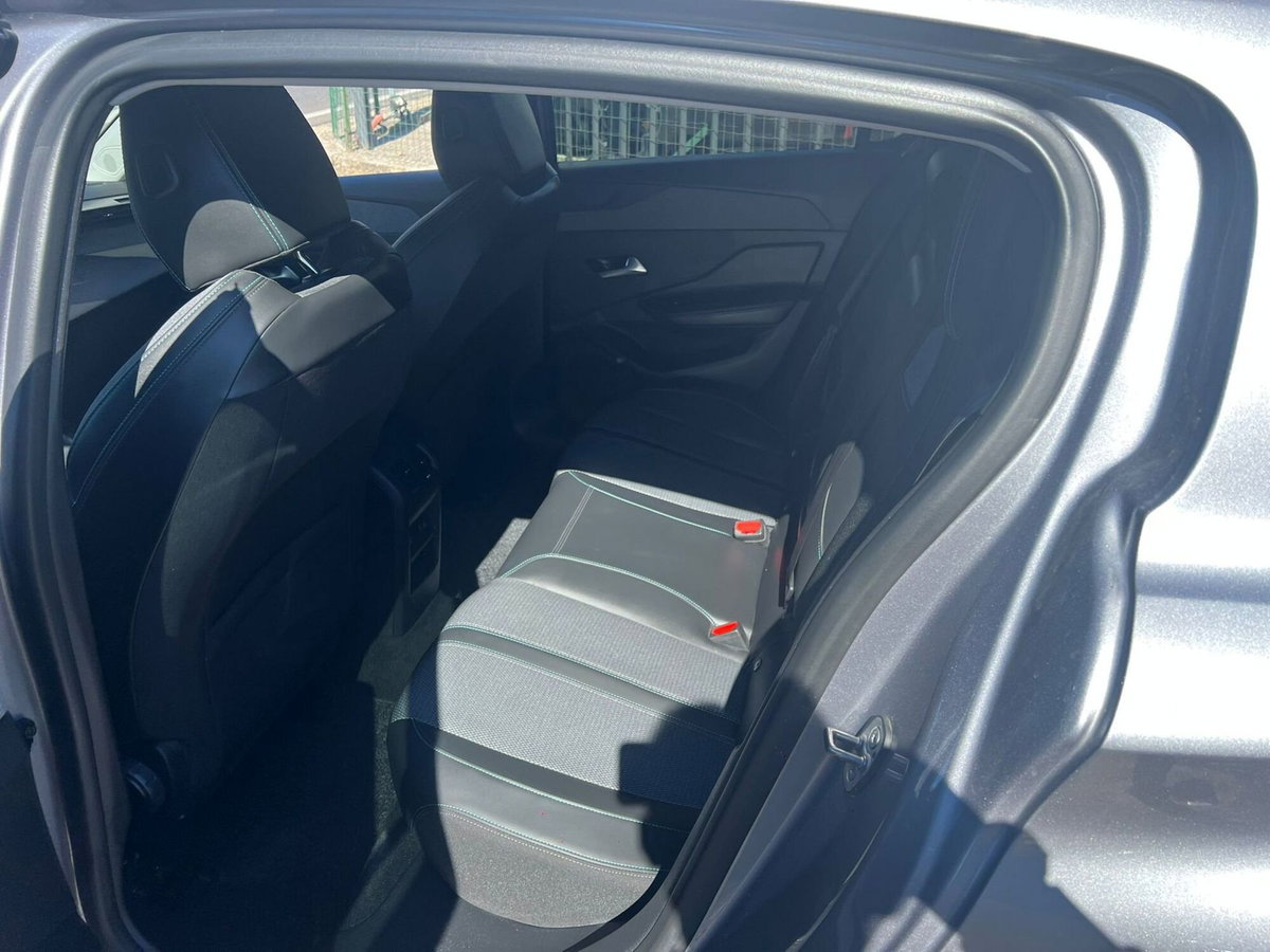 Peugeot 308 PureTech Turbo 130 S&S Allure Pack (10)