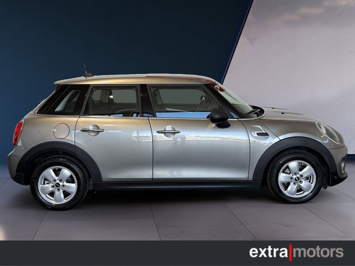 MINI Mini 1.5 One D Business 5 porte (2)