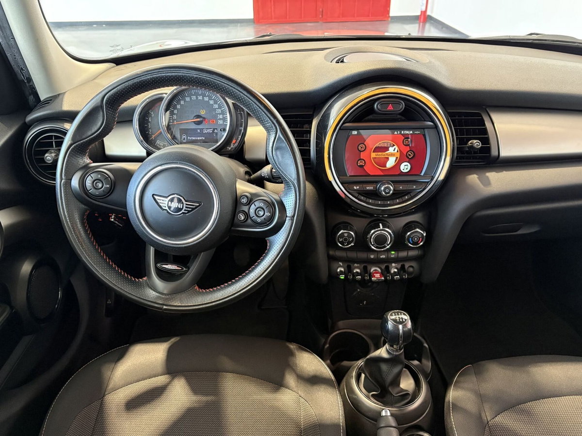 MINI Mini 1.5 One D Business 5 porte (9)