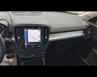 Volvo XC40 T4 Recharge Plug-in Hybrid Inscription Expression (8)