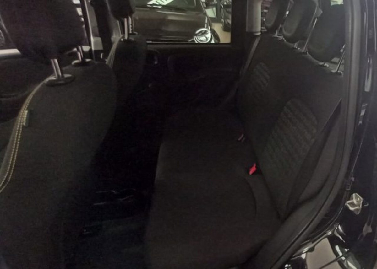 Fiat Panda Cross 1.0 firefly hybrid Cross s&s 70cv 5p.ti (8)