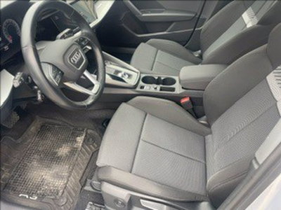 Audi A3 Sportback 35 TFSI S tronic Business (7)