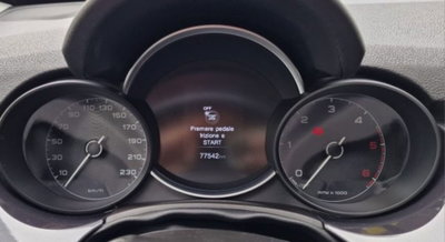 Fiat 500X 1.6 MultiJet 120 CV Lounge (15)