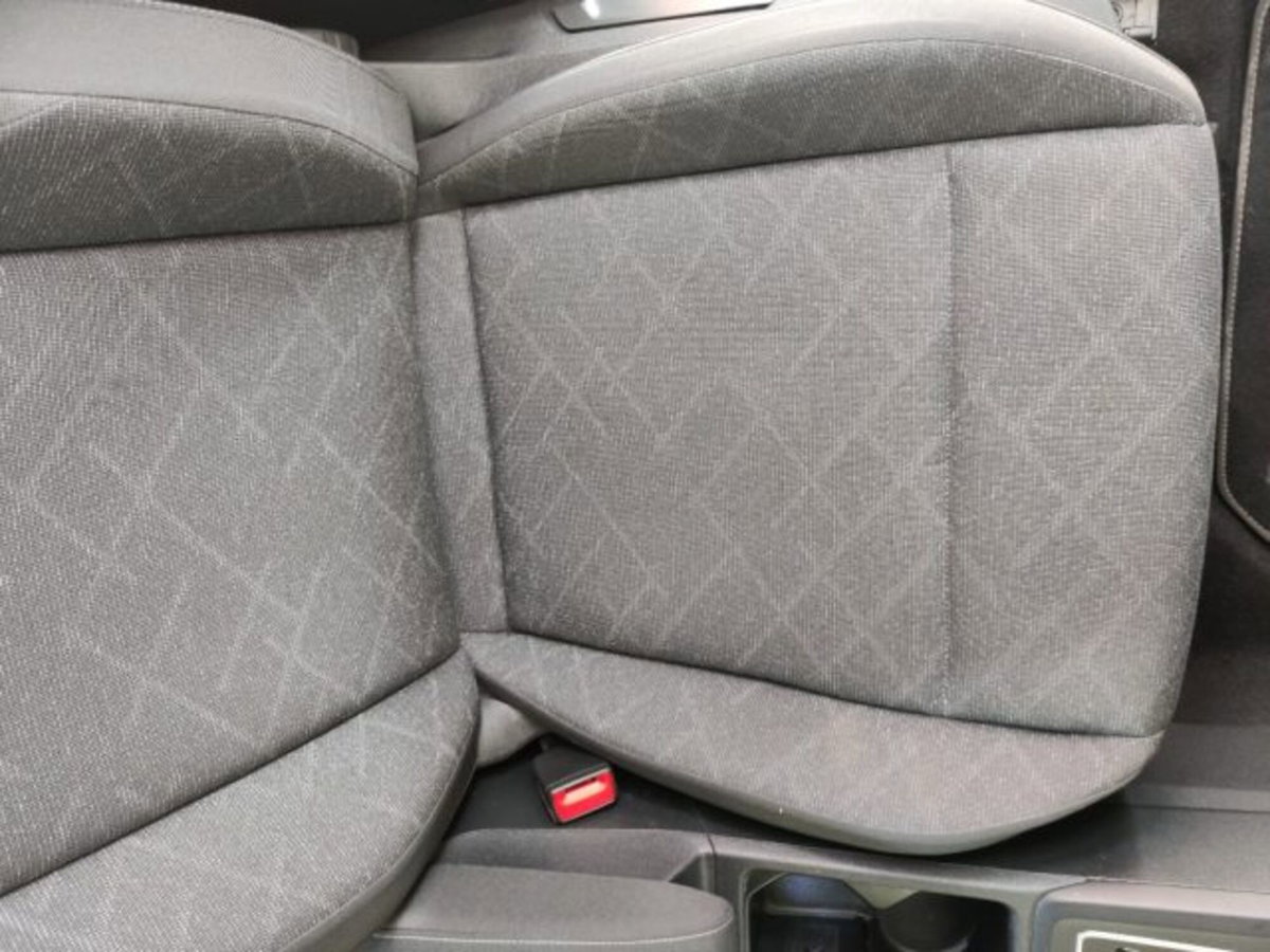 Volkswagen Golf Variant 1.0 eTSI EVO DSG Life (17)