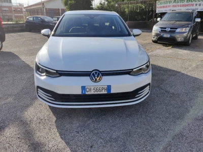 Volkswagen Golf Variant 1.0 eTSI EVO DSG Life (2)