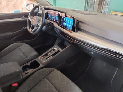 Volkswagen Golf Variant 1.0 eTSI EVO DSG Life (20)