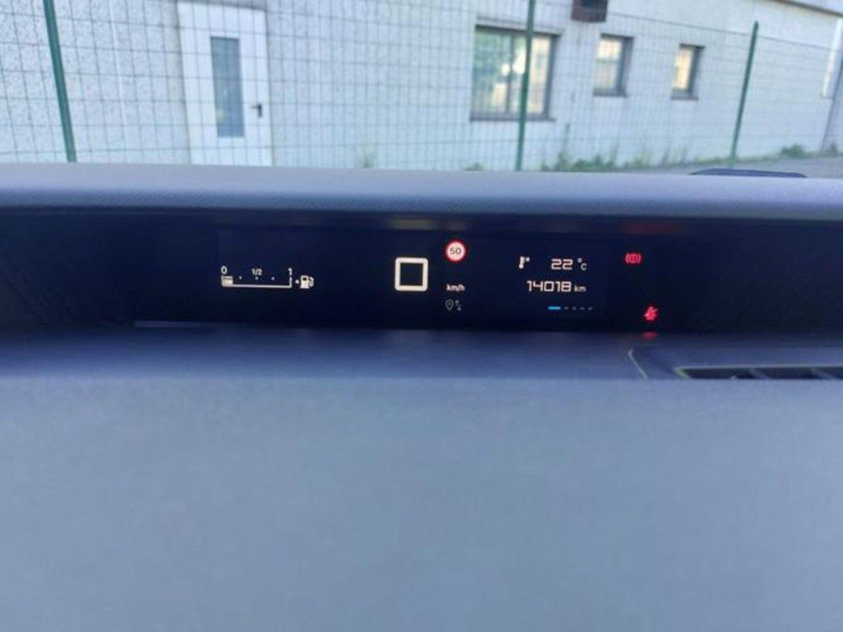 Citroen C3 1.2 puretech turbo Max 100cv s&s (15)