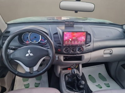 Mitsubishi L200 2.5 DI-D/136CV Double Cab Invite (14)