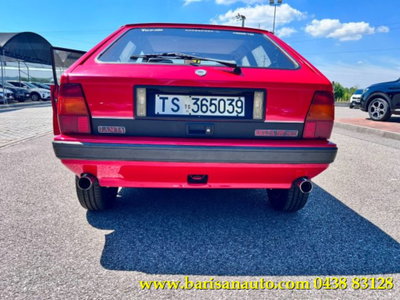 Lancia Delta turbo HF 4WD (13)