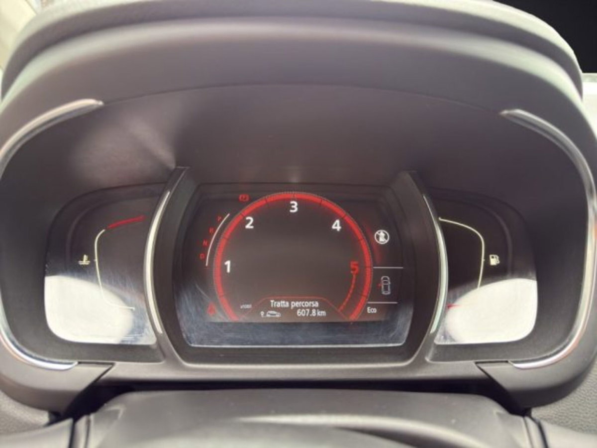 Renault Scenic E-Tech Electric XMod dCi 130 CV Start&Stop Energy Limited (11)