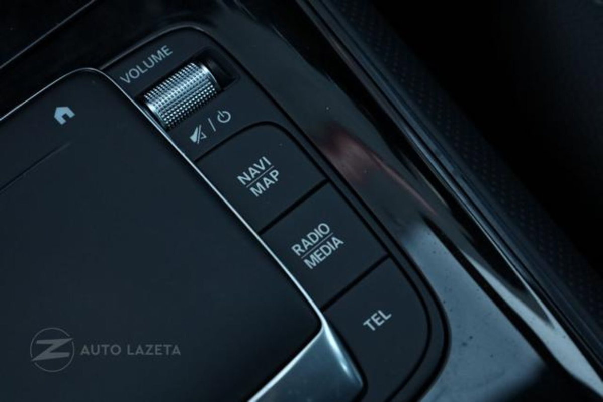 Mercedes-Benz GLA SUV 180 d Automatic Business (13)