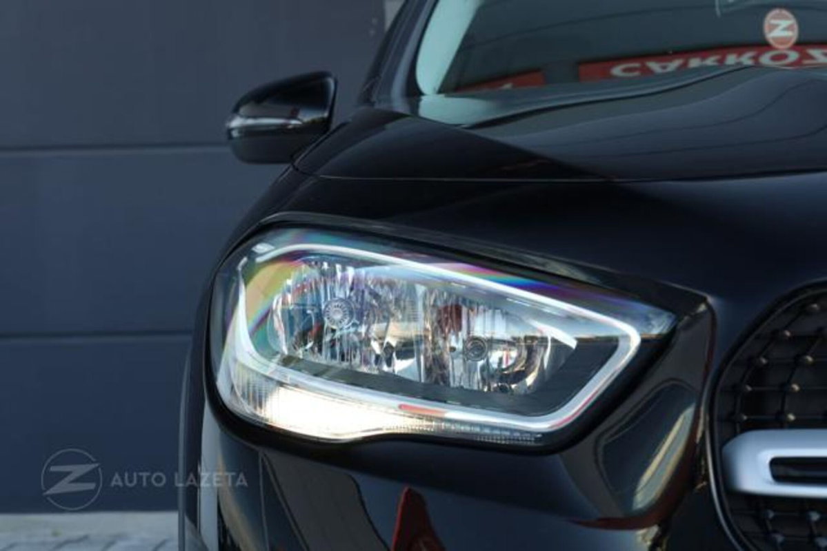 Mercedes-Benz GLA SUV 180 d Automatic Business (20)