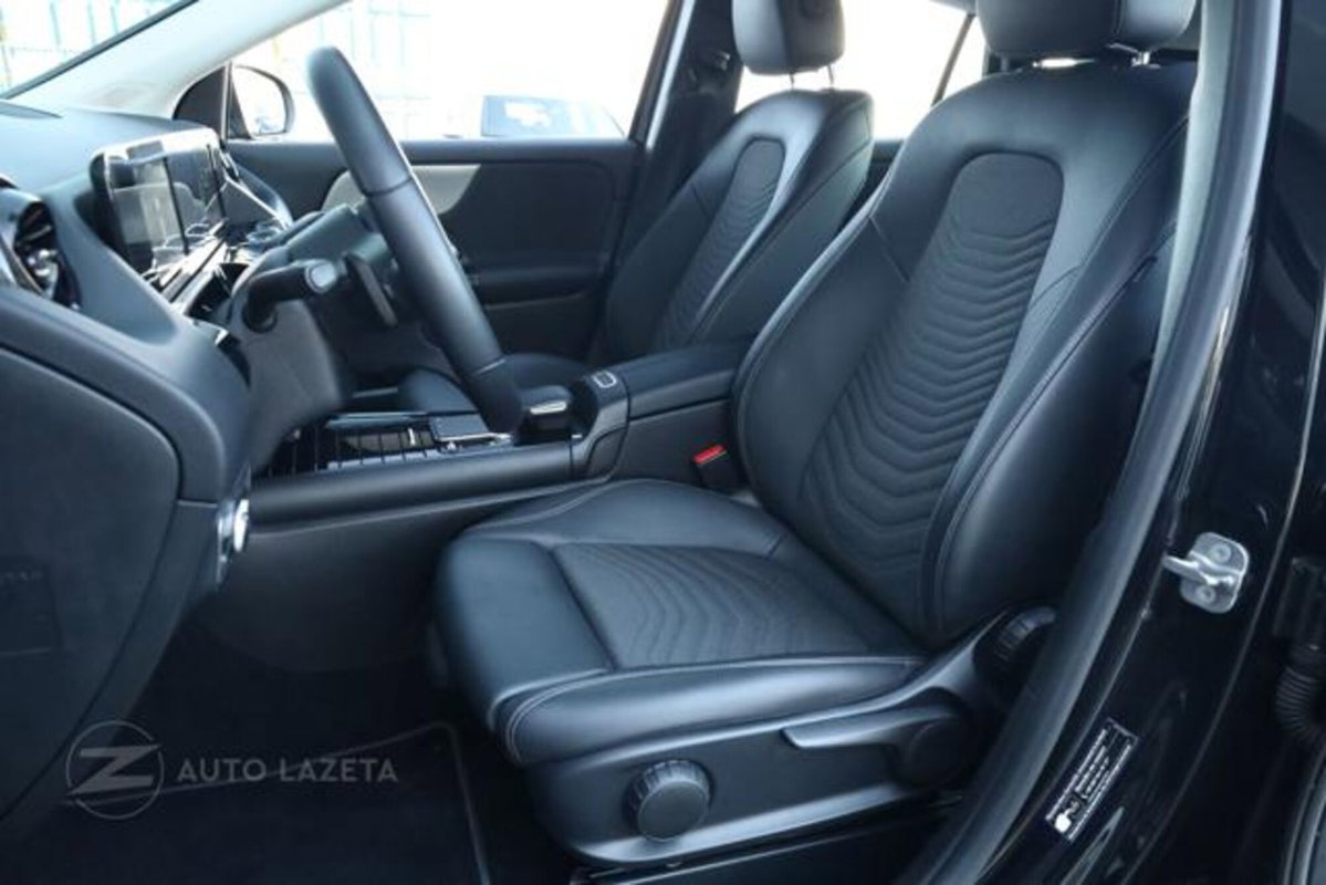 Mercedes-Benz GLA SUV 180 d Automatic Business (6)
