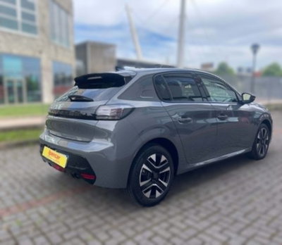 Peugeot 208 1.2 puretech Active s&s 100cv (4)