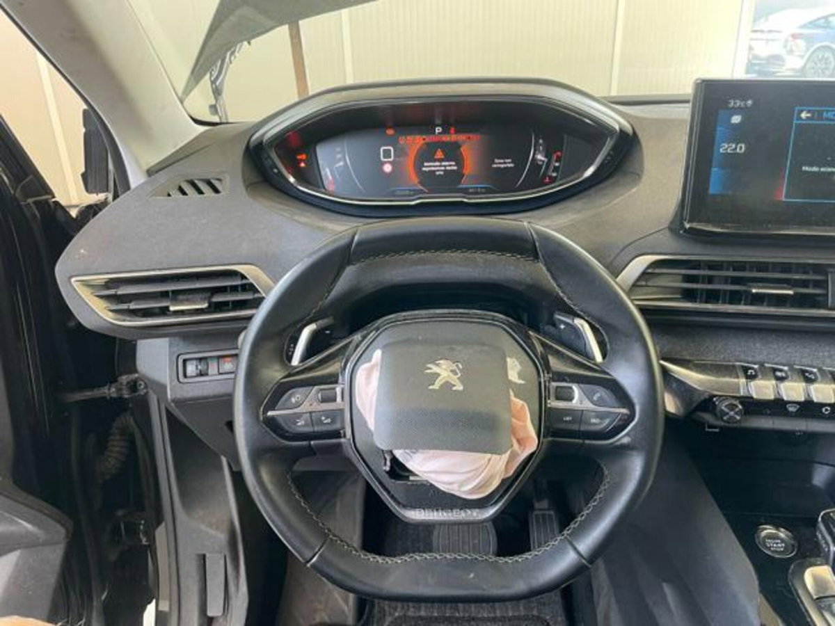 Peugeot 3008 PureTech Turbo 130 S&S EAT8 GT (16)