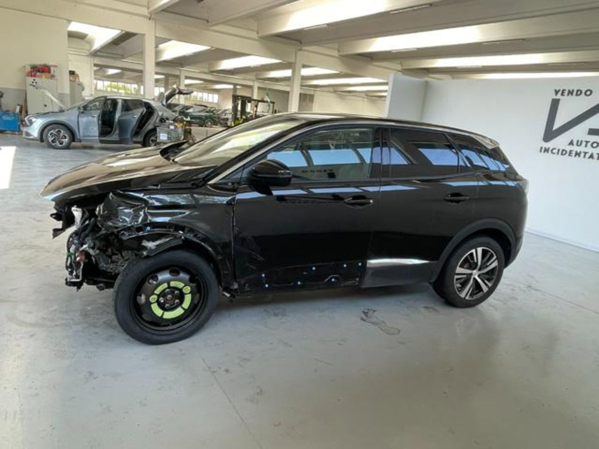 Peugeot 3008 PureTech Turbo 130 S&S EAT8 GT (4)