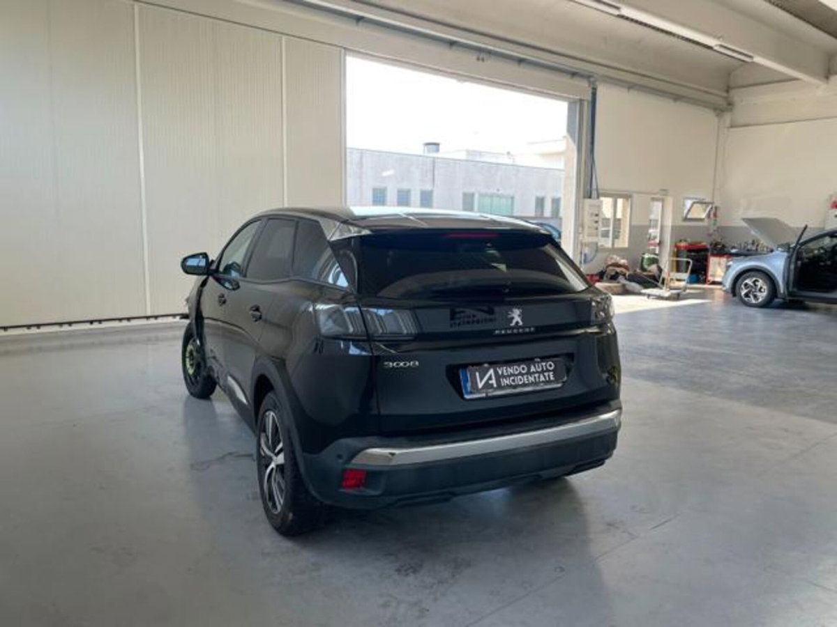 Peugeot 3008 PureTech Turbo 130 S&S EAT8 GT (5)