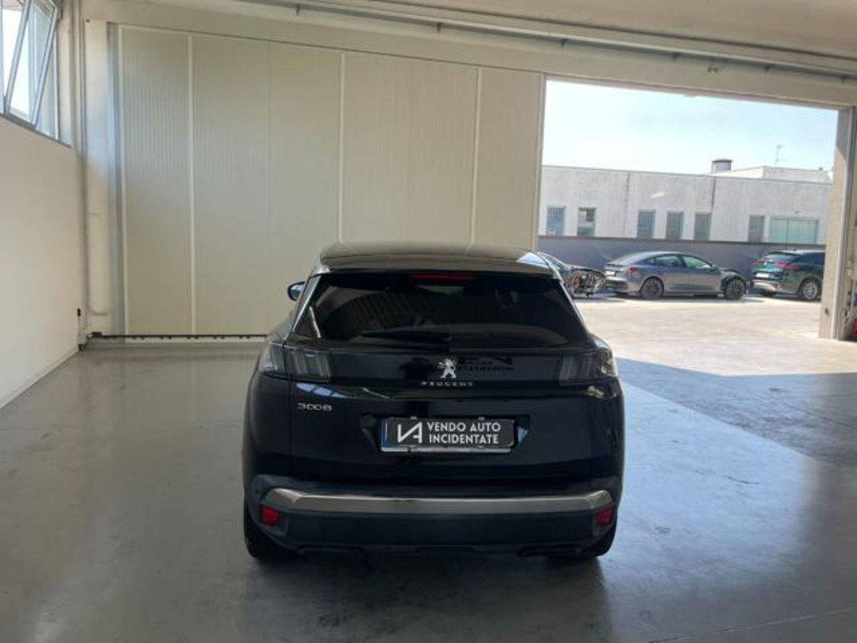 Peugeot 3008 PureTech Turbo 130 S&S EAT8 GT (6)