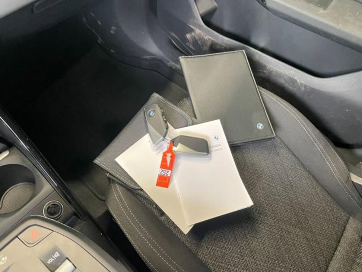 BMW X1 sDrive 18d Msport (18)