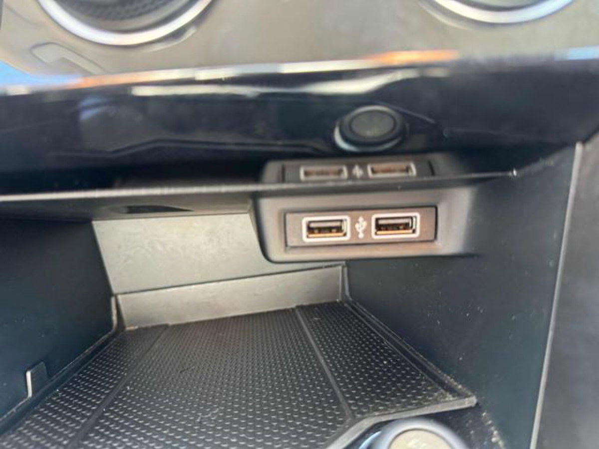 Volkswagen T-Roc 2.0 tdi R-Line 4motion 150cv dsg (13)