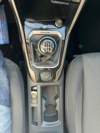 Volkswagen T-Roc 2.0 tdi R-Line 4motion 150cv dsg (14)