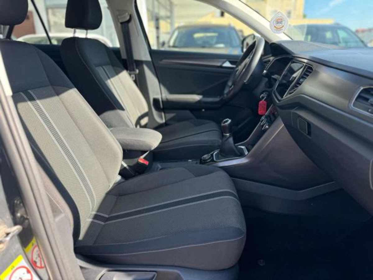 Volkswagen T-Roc 2.0 tdi R-Line 4motion 150cv dsg (16)