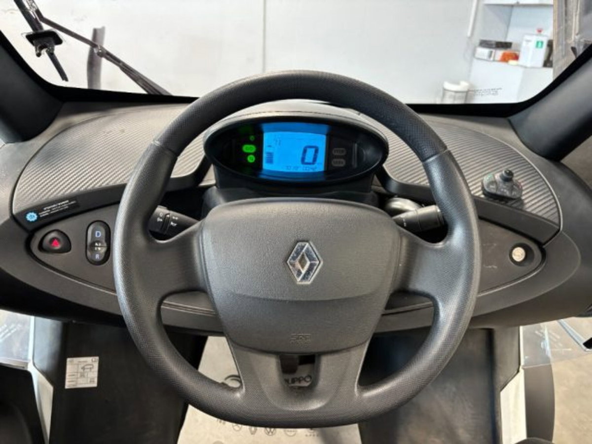 Renault Twizy 45 Intens (11)