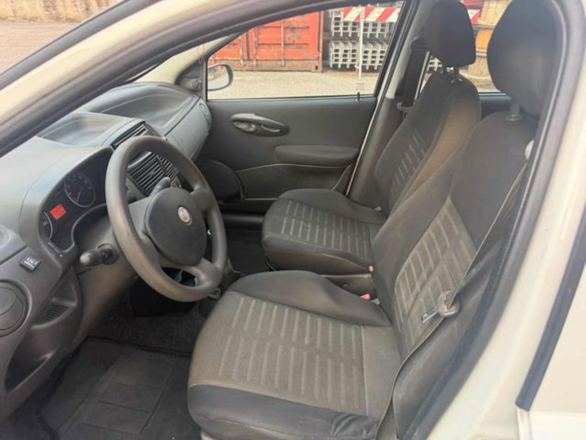 Fiat Punto Classic 1.2 5 porte Active GPL (13)