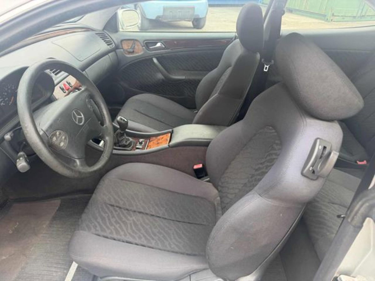 Mercedes-Benz CLK 200 cat Elegance (13)