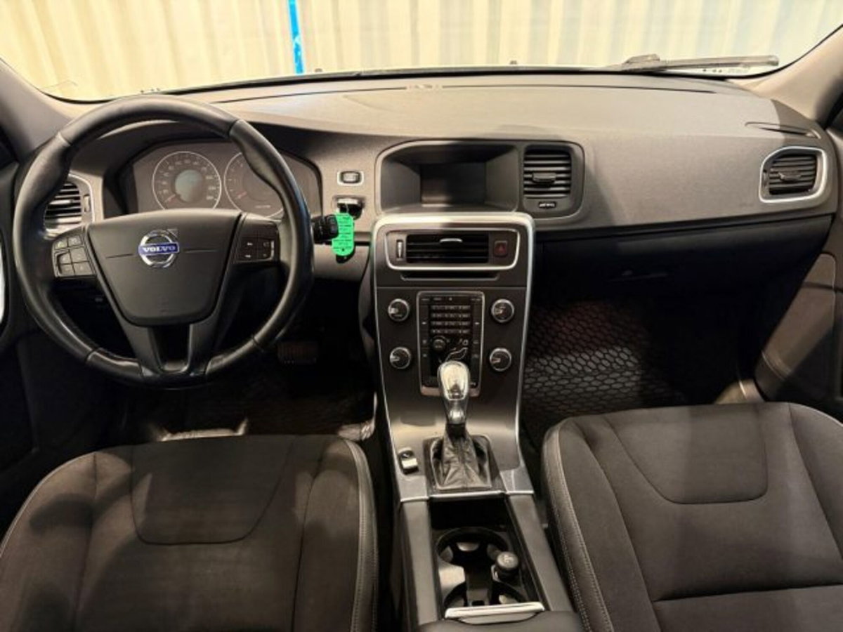 Volvo V60 D3 Business (5)