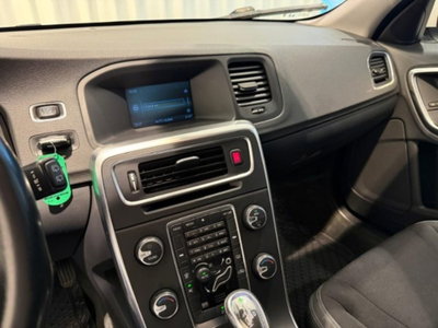 Volvo V60 D3 Business (8)
