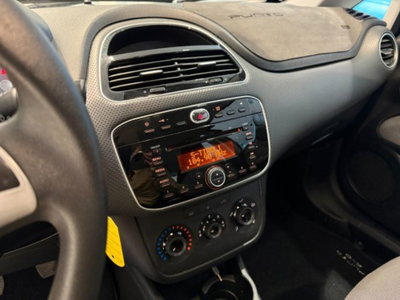 Fiat Punto Evo 1.3 Mjt 90 CV 5 porte Dualogic Sport (11)