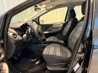 Fiat Punto Evo 1.3 Mjt 90 CV 5 porte Dualogic Sport (13)