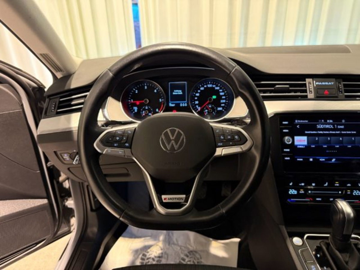 Volkswagen Passat Variant Alltrack 2.0 TDI 200 CV 4MOTION DSG (8)