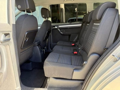 Volkswagen Touran 2.0 TDI 140 CV DSG Highline (5)