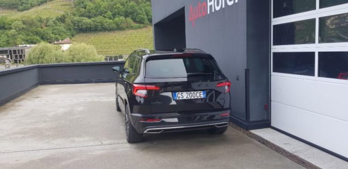 Skoda Karoq 2.0 TDI SCR 190 CV 4x4 DSG SportLine (5)