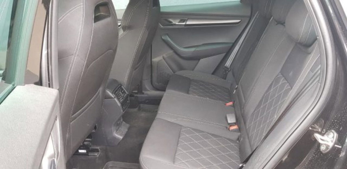 Skoda Karoq 2.0 TDI SCR 190 CV 4x4 DSG SportLine (8)