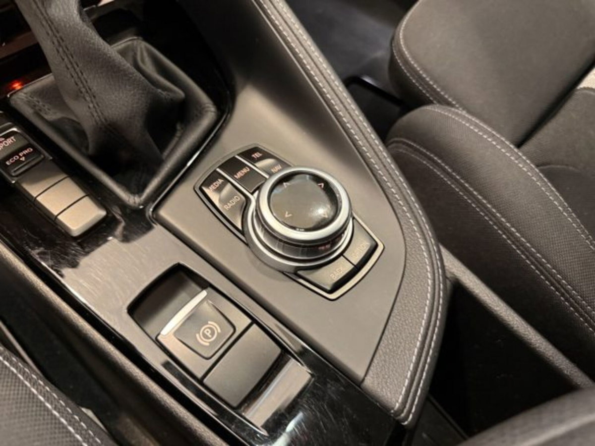 BMW X1 sDrive18d Sport (12)