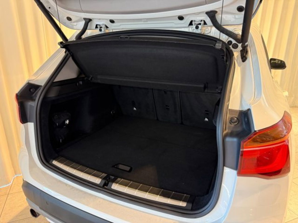 BMW X1 sDrive18d Sport (14)