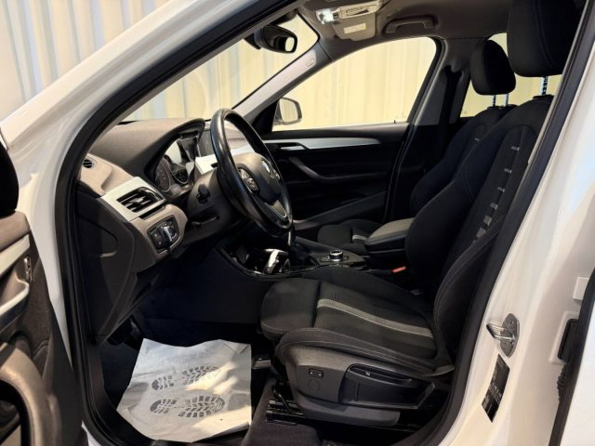 BMW X1 sDrive18d Sport (4)