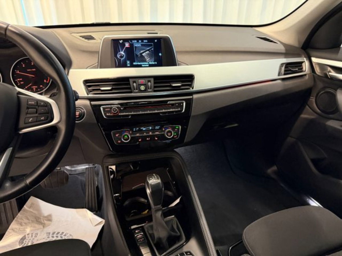 BMW X1 sDrive18d Sport (8)